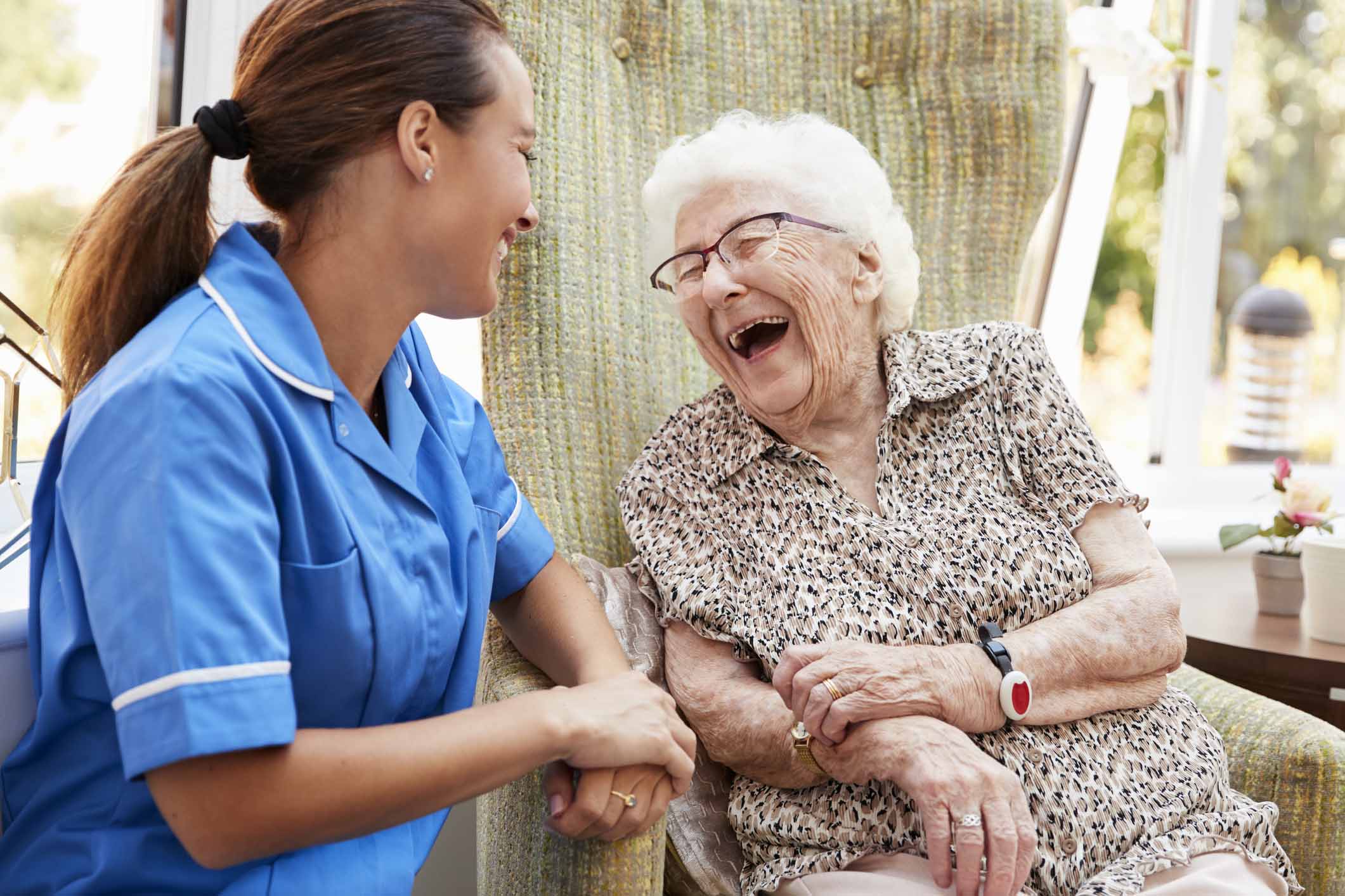 nure with elderly patient